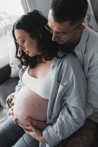 Couple avec femme enceinte